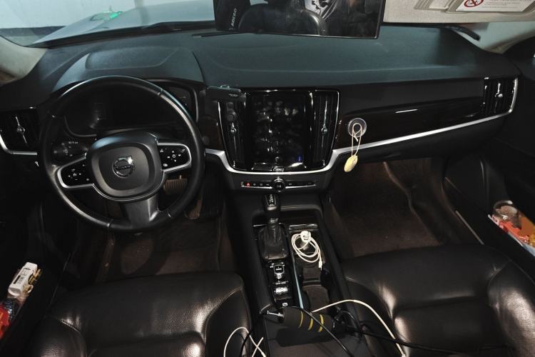 Used Volvo S90 2017 T5 Zhiyuan Edition Center Console