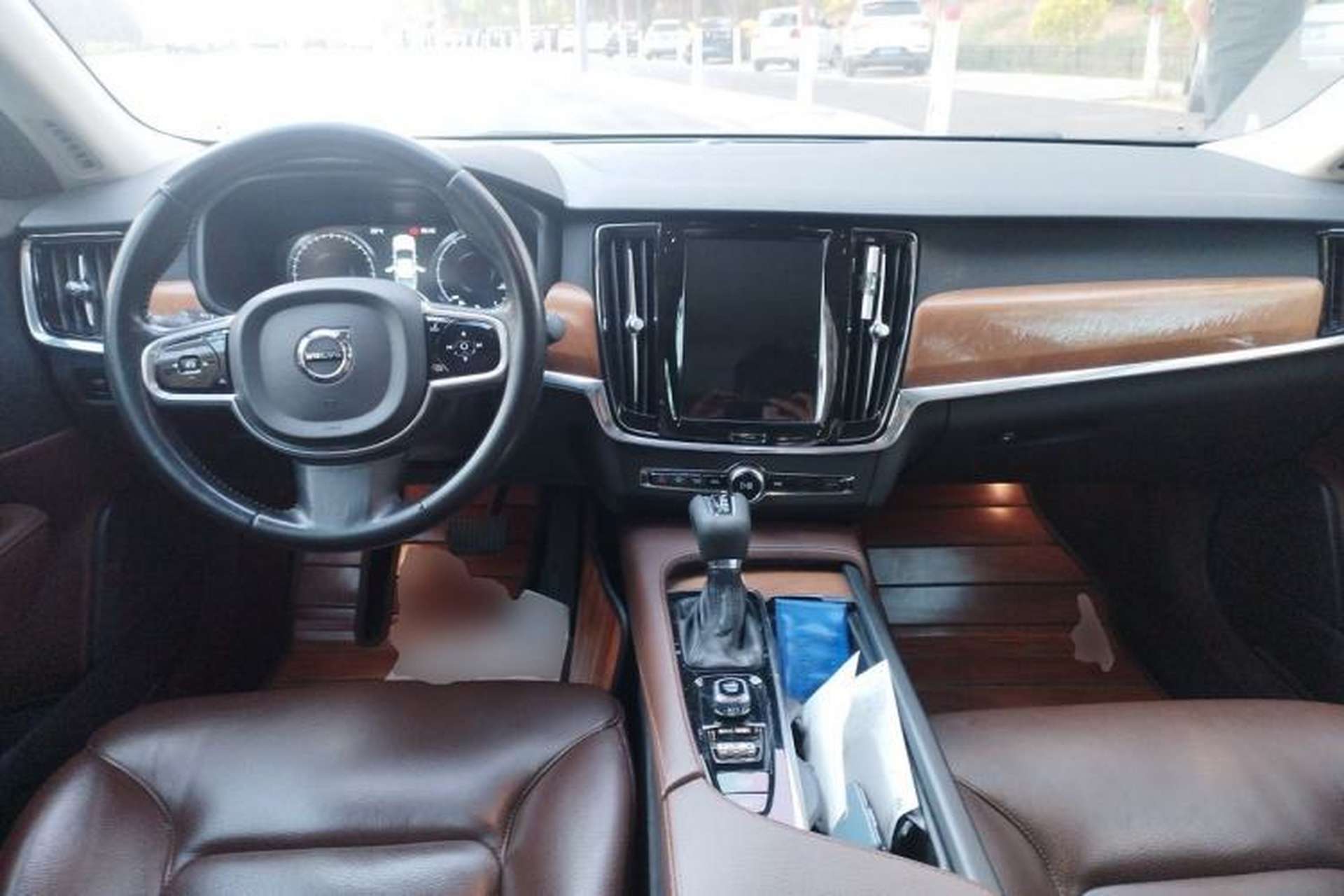 Used Volvo S90 2017 T5 Prestige Edition Center Console
