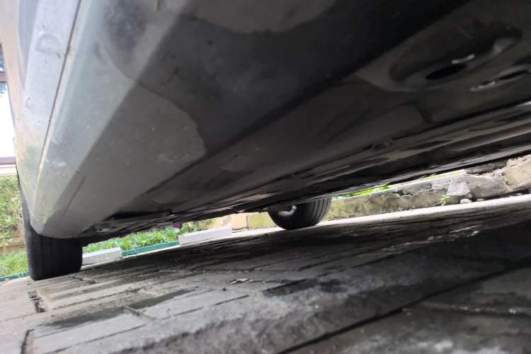 Used Volvo S90 2017 T4 Zhiyuan Edition Chassis Front Right