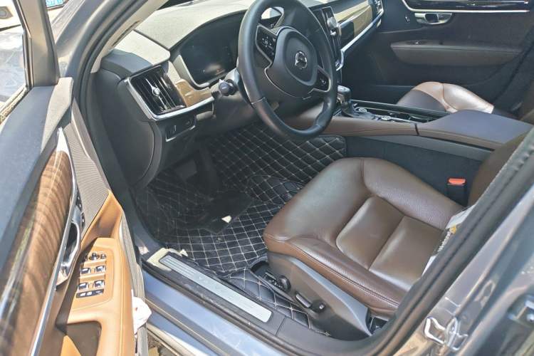 Used Volvo S90 2017 T4 Zhiyuan Edition Driver Seat