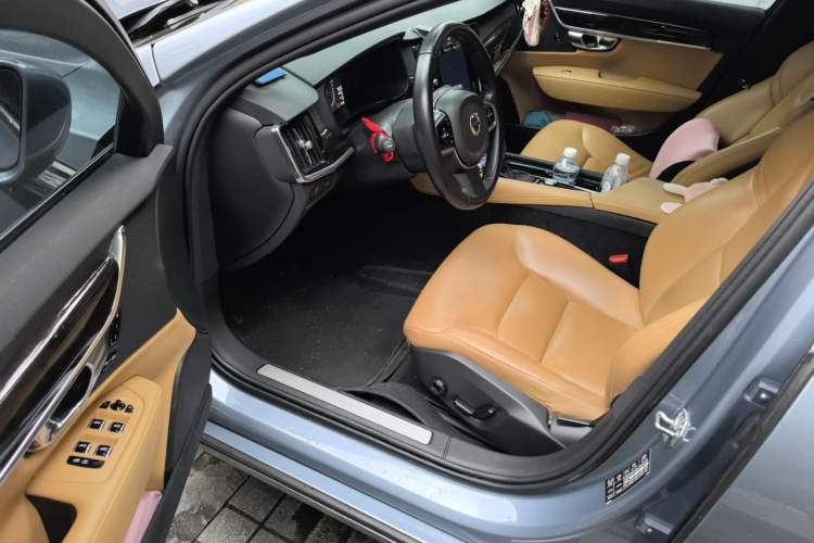 Used Volvo S90 2017 T4 Zhiyuan Edition Driver Seat