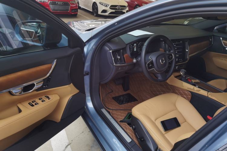 Used Volvo S90 2017 T5 Smart Luxury Edition Driver Seat