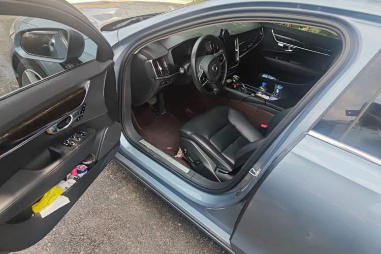 Used Volvo S90 2017 T4 Zhiyuan Edition Driver Seat