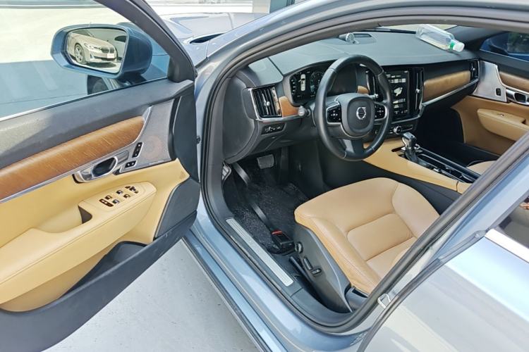 Used Volvo S90 2017 T5 Smart Luxury Edition Driver Seat