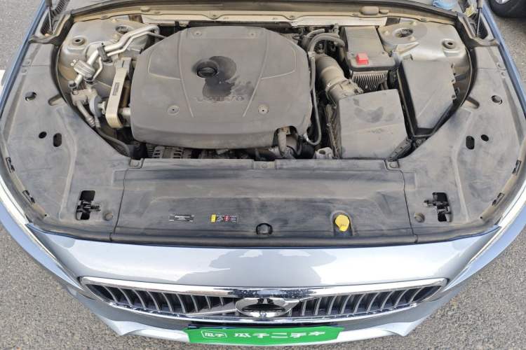 Used Volvo S90 2017 T5 Zhiyuan Edition Engine Bay