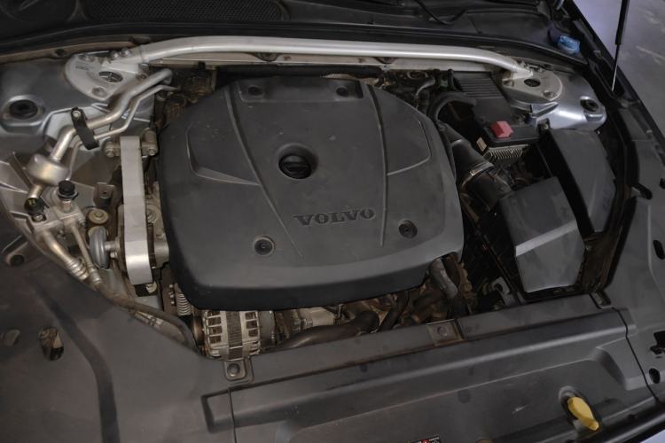 Used Volvo S90 2017 T5 Zhiyuan Edition Engine Bay