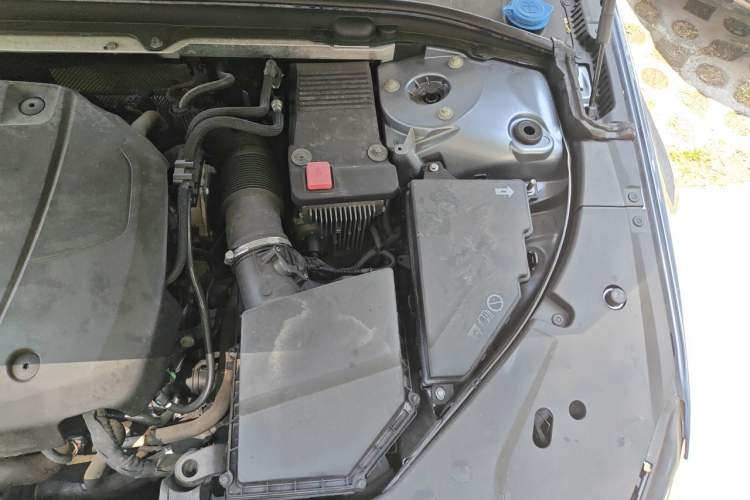 Used Volvo S90 2017 T4 Zhiyuan Edition Engine Bay Left