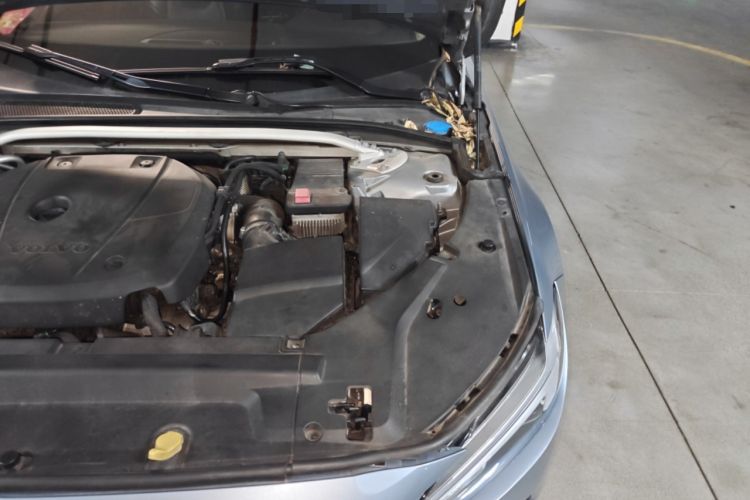 Used Volvo S90 2017 T5 Zhiyuan Edition Engine Bay Left