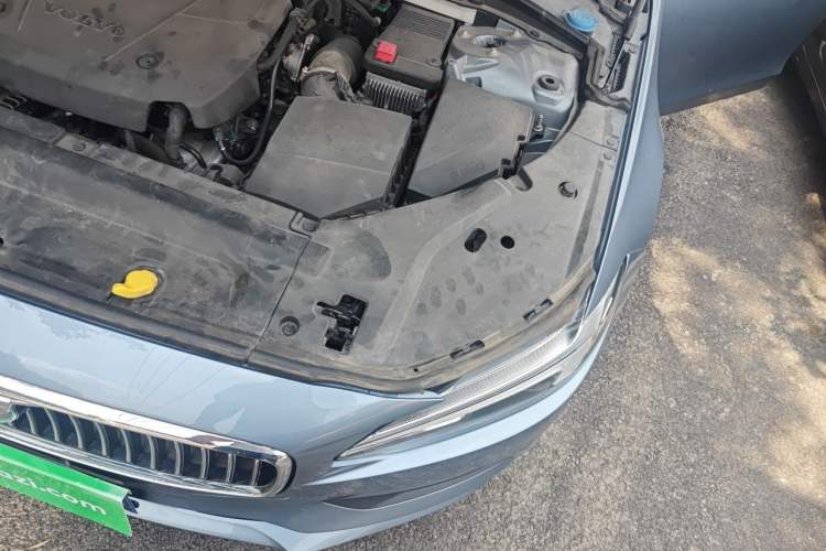 Used Volvo S90 2017 T4 Zhiyuan Edition Engine Bay Left
