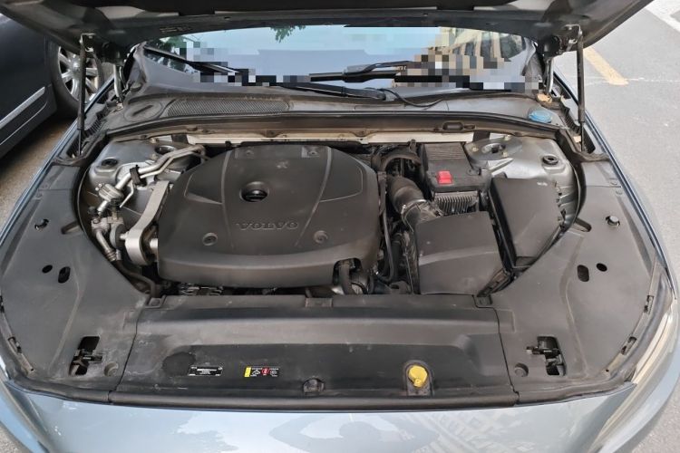 Used Volvo S90 2017 T4 Zhiyuan Edition Engine Bay