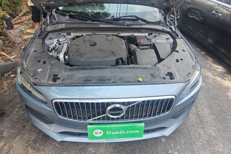 Used Volvo S90 2017 T4 Zhiyuan Edition Engine Bay
