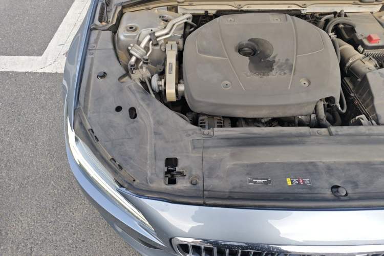 Used Volvo S90 2017 T5 Zhiyuan Edition Engine Bay Right