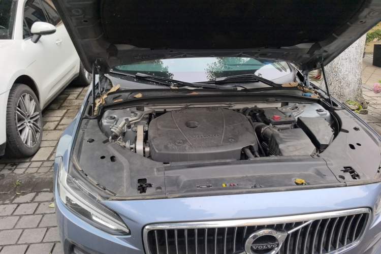 Used Volvo S90 2017 T4 Zhiyuan Edition Engine Bay Right