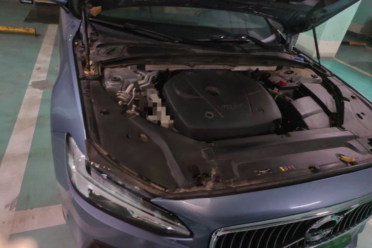 Used Volvo S90 2017 T4 Zhiyuan Edition Engine Bay Right