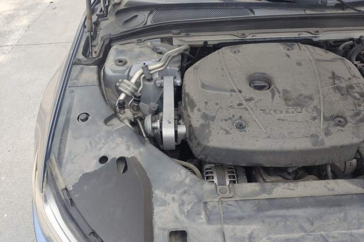 Used Volvo S90 2017 T5 Prestige Edition Engine Bay Right