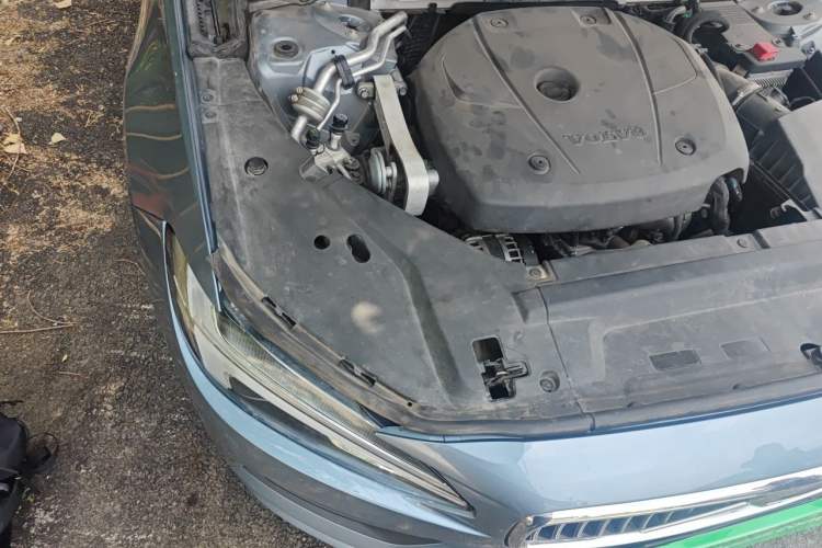 Used Volvo S90 2017 T4 Zhiyuan Edition Engine Bay Right