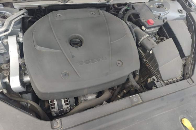 Used Volvo S90 2017 T5 Prestige Edition Engine Bay Right