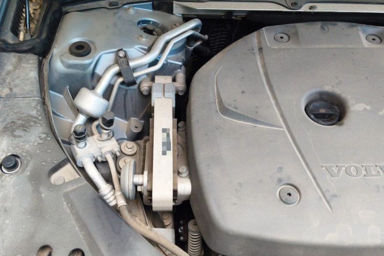Used Volvo S90 2017 T5 Zhiyuan Edition Engine Bay Right