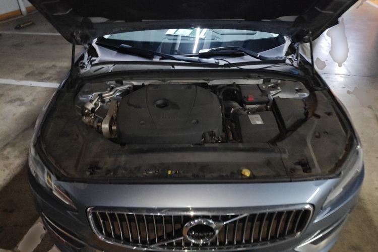 Used Volvo S90 2017 T5 Smart Luxury Edition Engine Bay