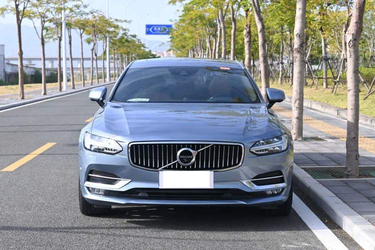 Used Volvo S90 2017 T5 Prestige Edition Exterior 1