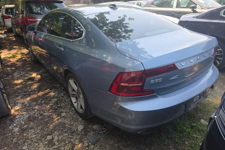 Used Volvo S90 2017 T4 Zhiyuan Edition Exterior 3