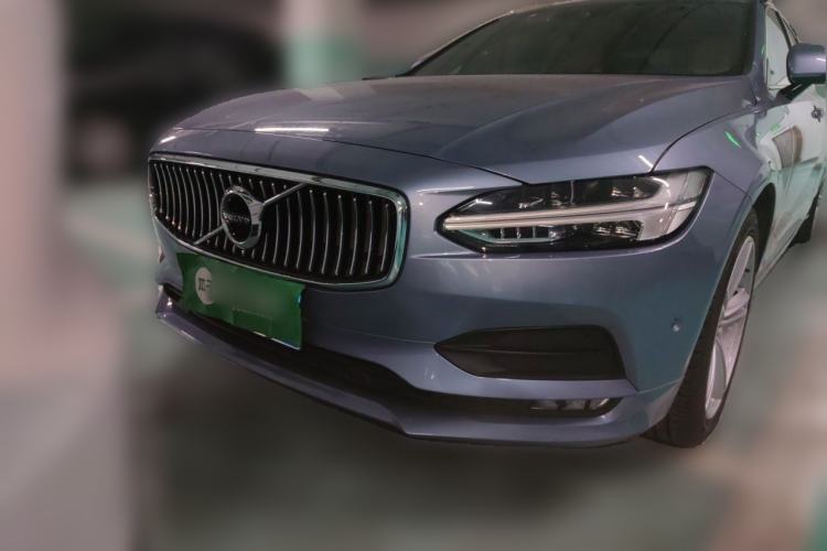 Used Volvo S90 2017 T4 Zhiyuan Edition Front