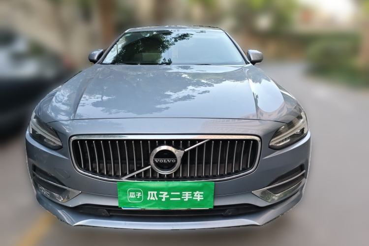 Used Volvo S90 2017 T4 Zhiyuan Edition Front