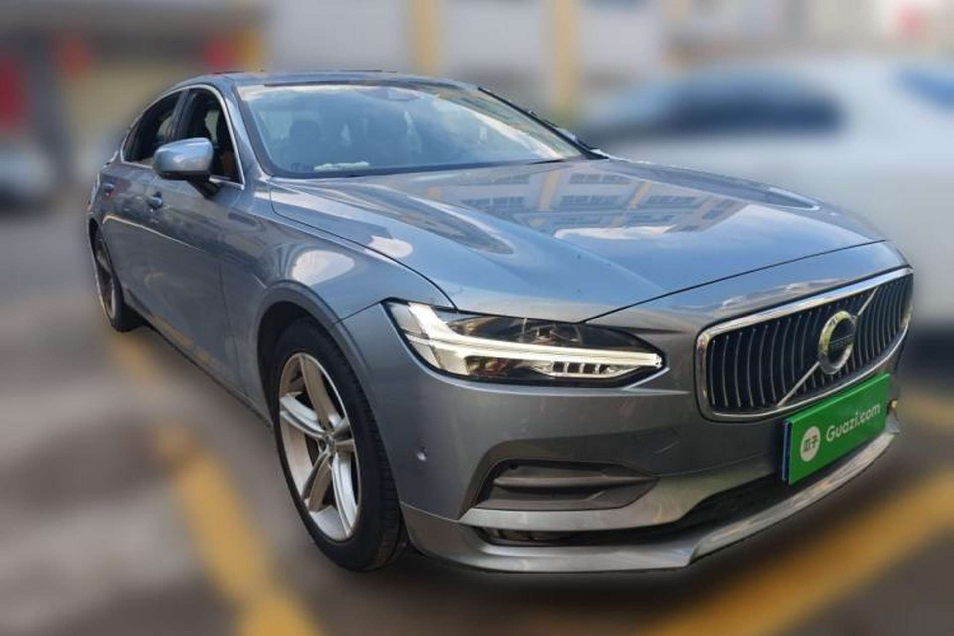 Used Volvo S90 2017 T4 Zhiyuan Edition Front Right 45 Deg