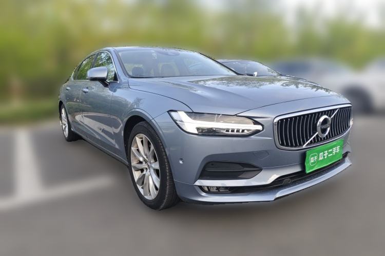 Used Volvo S90 2017 T5 Zhiyuan Edition Front Right 45 Deg