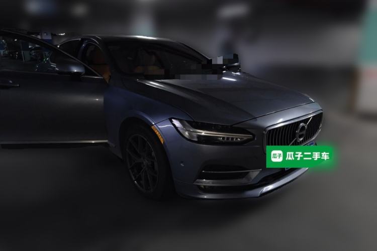 Used Volvo S90 2017 T5 Zhiyuan Edition Front Right 45 Deg