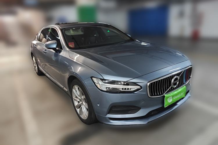 Used Volvo S90 2017 T5 Zhiyuan Edition Front Right 45 Deg