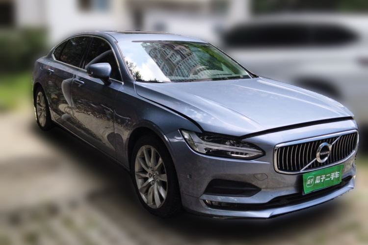Used Volvo S90 2017 T5 Zhiyuan Edition Front Right 45 Deg