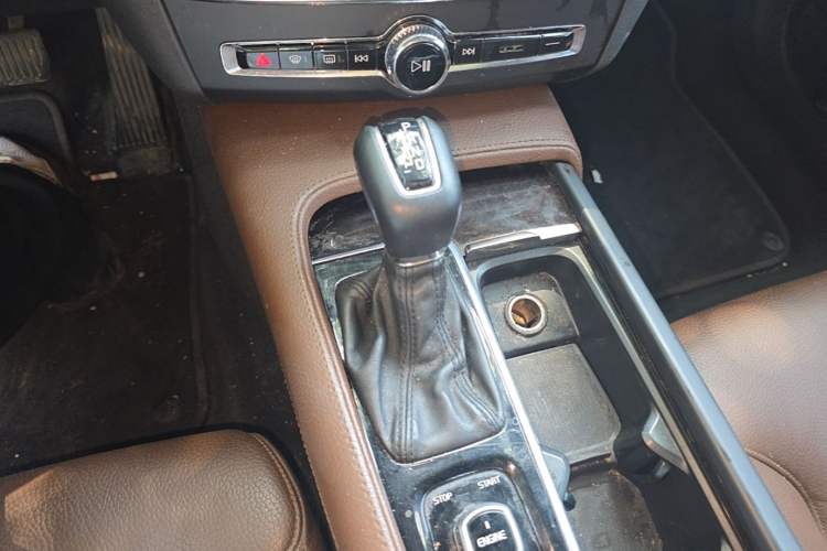 Used Volvo S90 2017 T4 Zhiyuan Edition Gear Lever