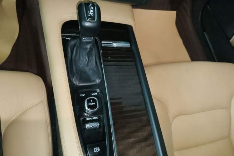 Used Volvo S90 2017 T5 Zhiyuan Edition Gear Lever