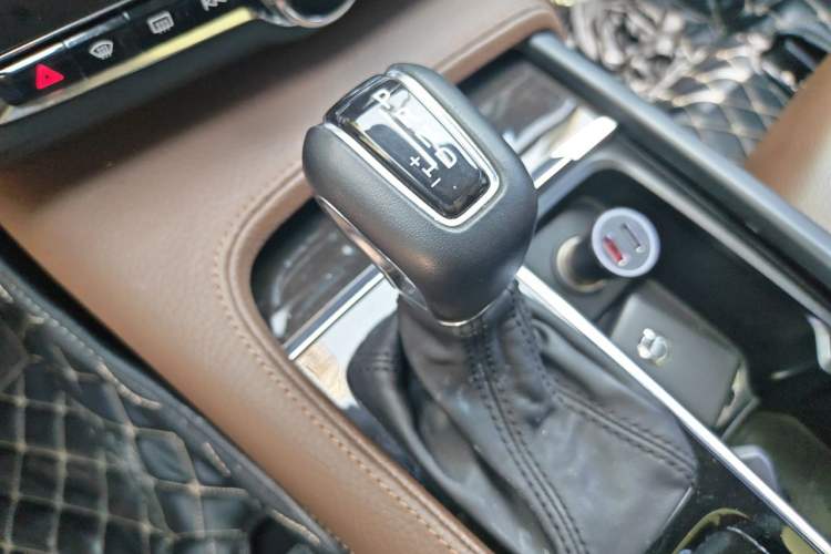 Used Volvo S90 2017 T4 Zhiyuan Edition Gear Lever
