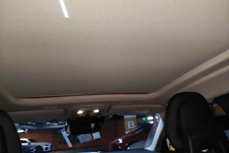 Used Volvo S90 2017 T5 Smart Luxury Edition Headliner
