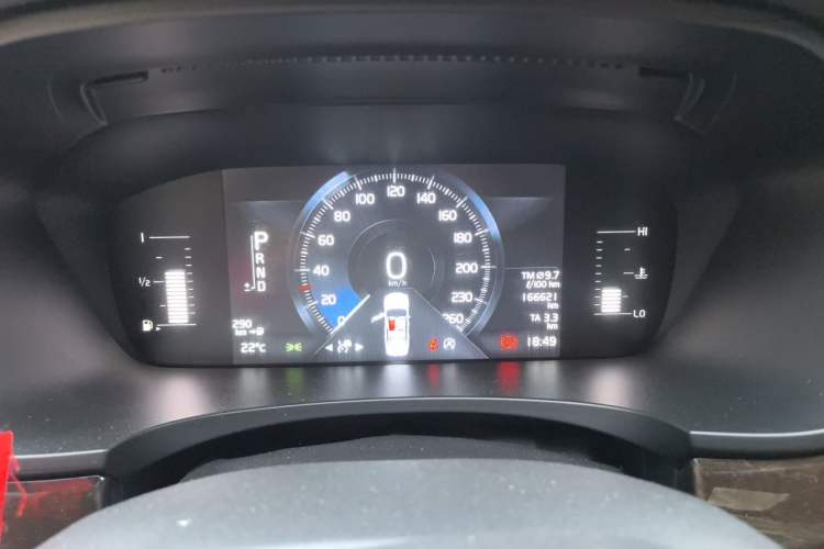 Used Volvo S90 2017 T4 Zhiyuan Edition Instrument Cluster