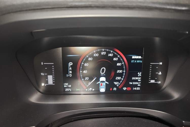 Used Volvo S90 2017 T5 Zhiyuan Edition Instrument Cluster