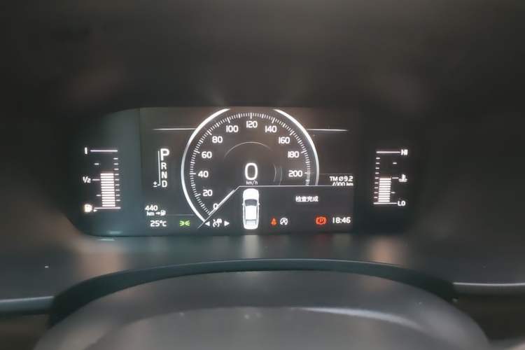Used Volvo S90 2017 T4 Zhiyuan Edition Instrument Cluster