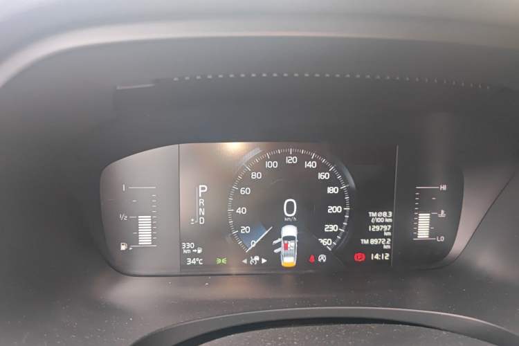 Used Volvo S90 2017 T4 Zhiyuan Edition Instrument Cluster
