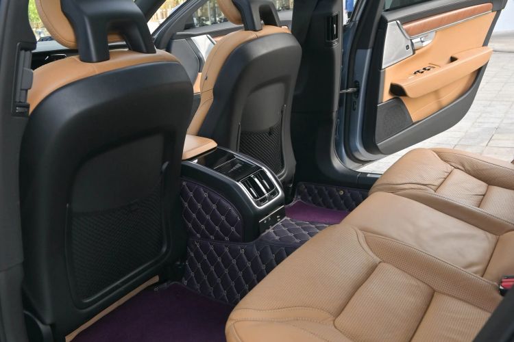 Used Volvo S90 2017 T5 Prestige Edition Interior 8