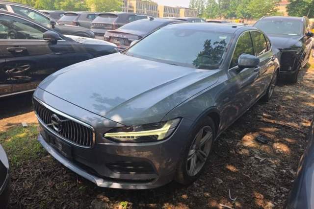 Used Volvo S90 2017 T4 Zhiyuan Edition
