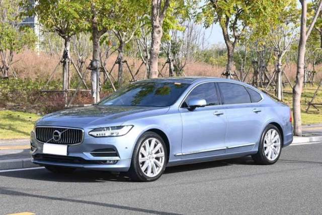 Used Volvo S90 2017 T5 Prestige Edition