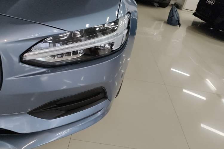 Used Volvo S90 2017 T5 Zhiyuan Edition Left Front Headlight