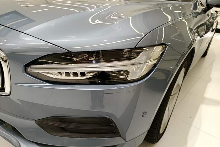 Used Volvo S90 2017 T4 Zhiyuan Edition Left Front Headlight