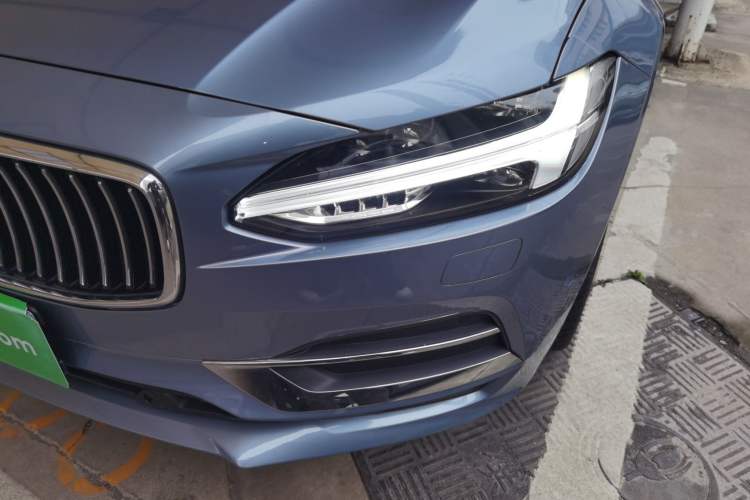 Used Volvo S90 2017 T5 Smart Luxury Edition Left Front Headlight