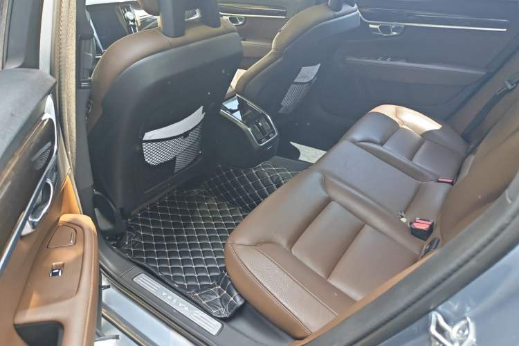 Used Volvo S90 2017 T4 Zhiyuan Edition Left Rear Seat