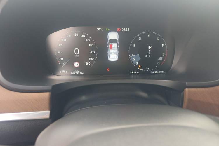 Used Volvo S90 2017 T5 Prestige Edition Odometer Close Up