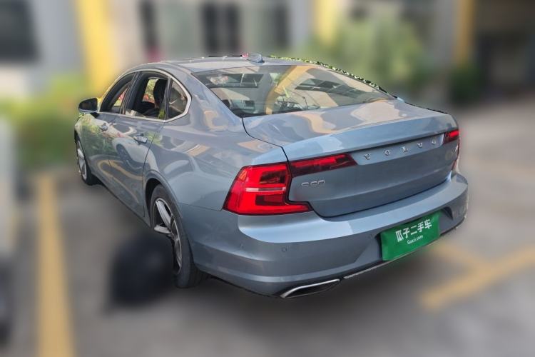 Used Volvo S90 2017 T4 Zhiyuan Edition Rear Left 45 Deg