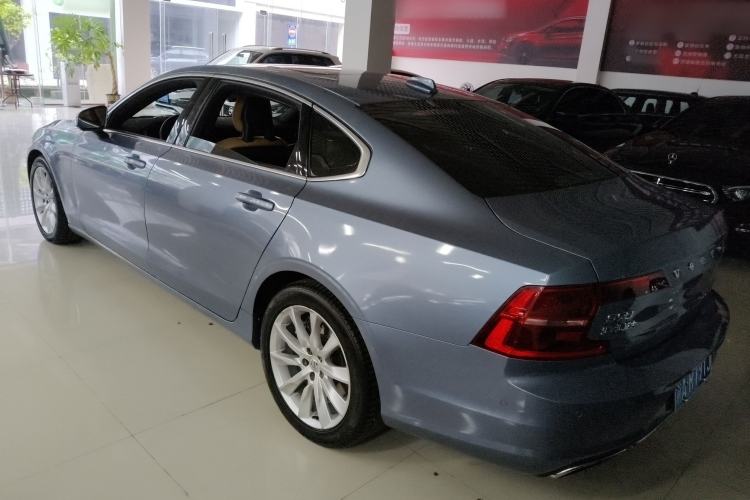 Used Volvo S90 2017 T5 Zhiyuan Edition Rear Left 45 Deg
